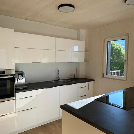 Apartment Two Bedroom In Moon Lake With Mountain Views