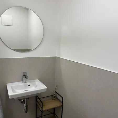 Two Bedroom In Moon Lake With Mountain Views מונדסי