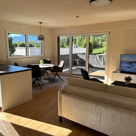 דירה Two Bedroom In Moon Lake With Mountain Views מונדסי