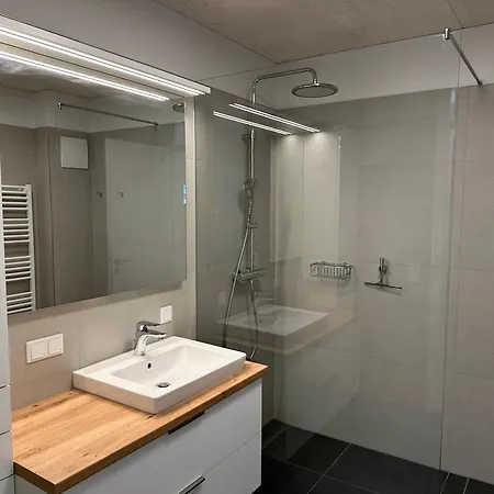 Two Bedroom In Moon Lake With Mountain Views